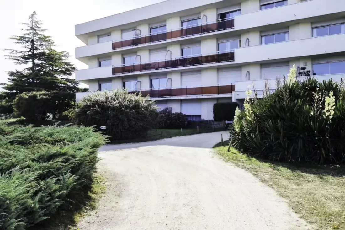 Luminous Apartment, Balcony & Sea Megtekintés