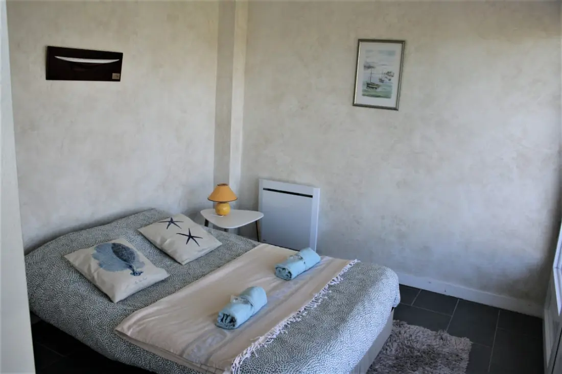 Hangulatos apartman erkéllyel, közel a tengerhez