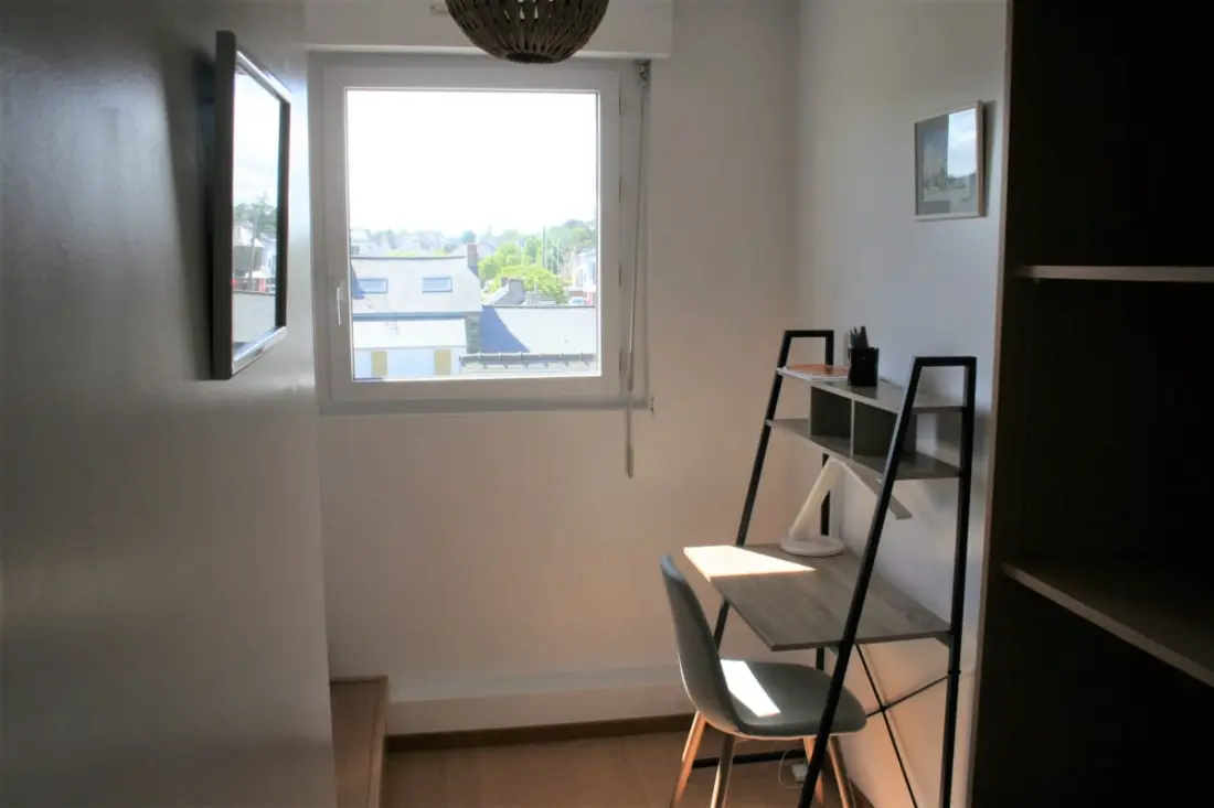 Hangulatos apartman erkéllyel, közel a tengerhez