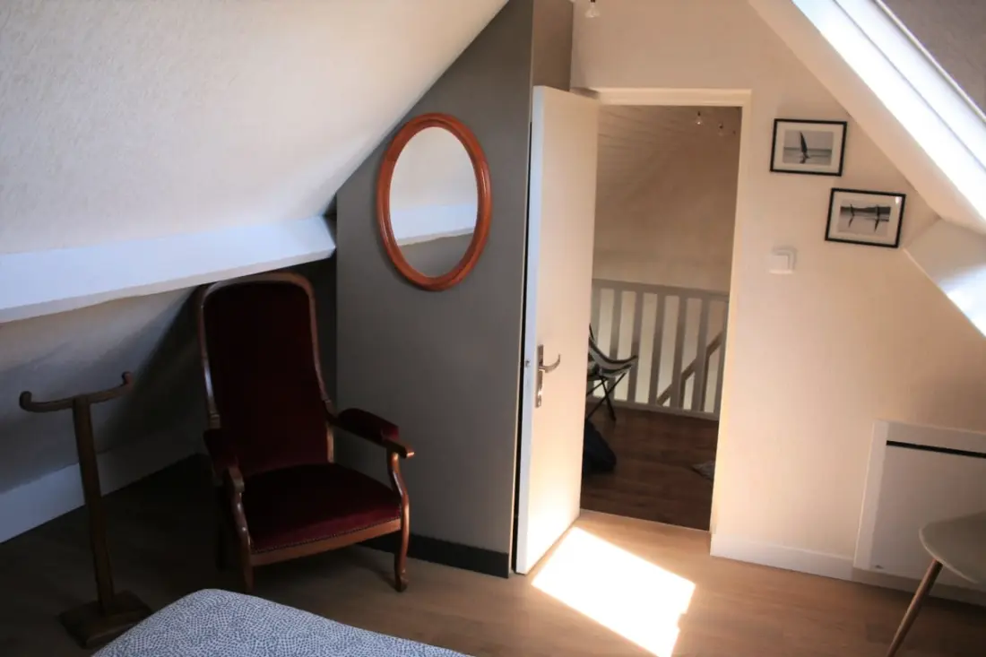 Hangulatos apartman erkéllyel, közel a tengerhez