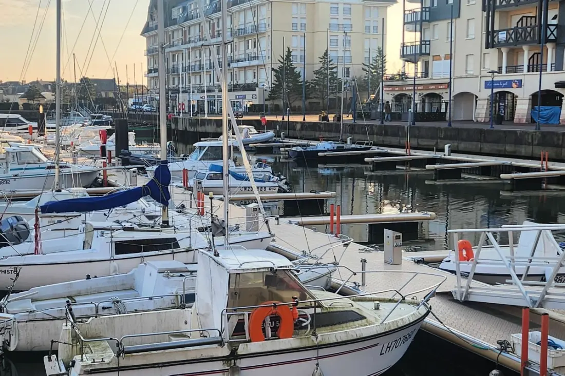 Szép ház kerttel Közeli strand