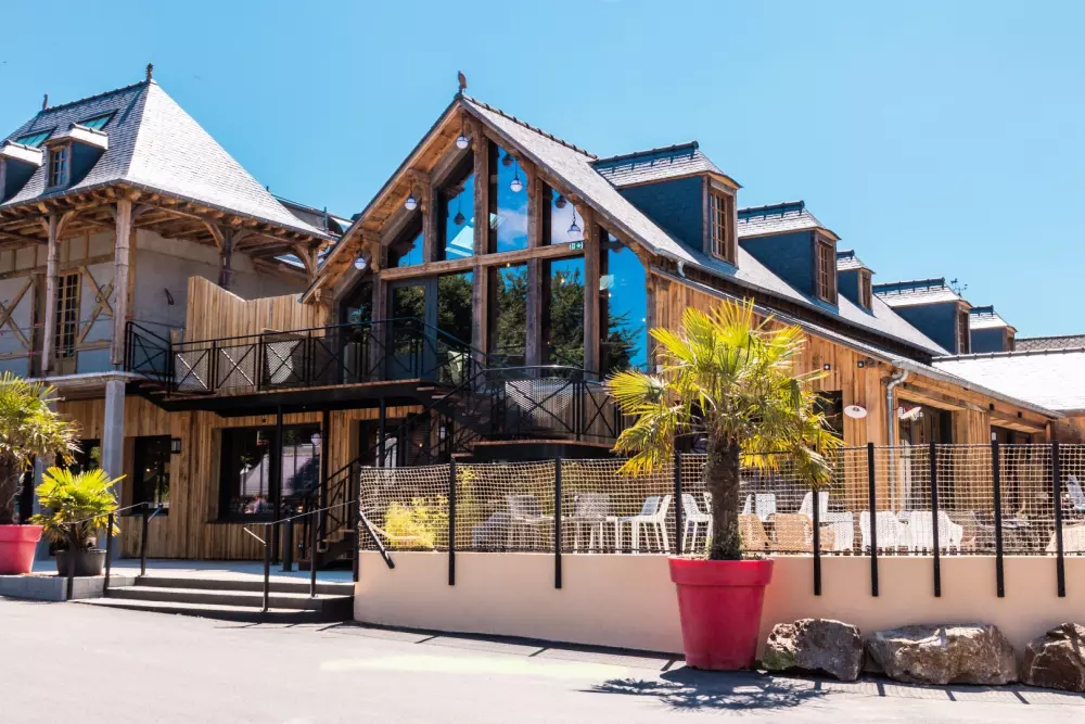 Les Ormes Domaine et Resort 5 Stars★★★★★