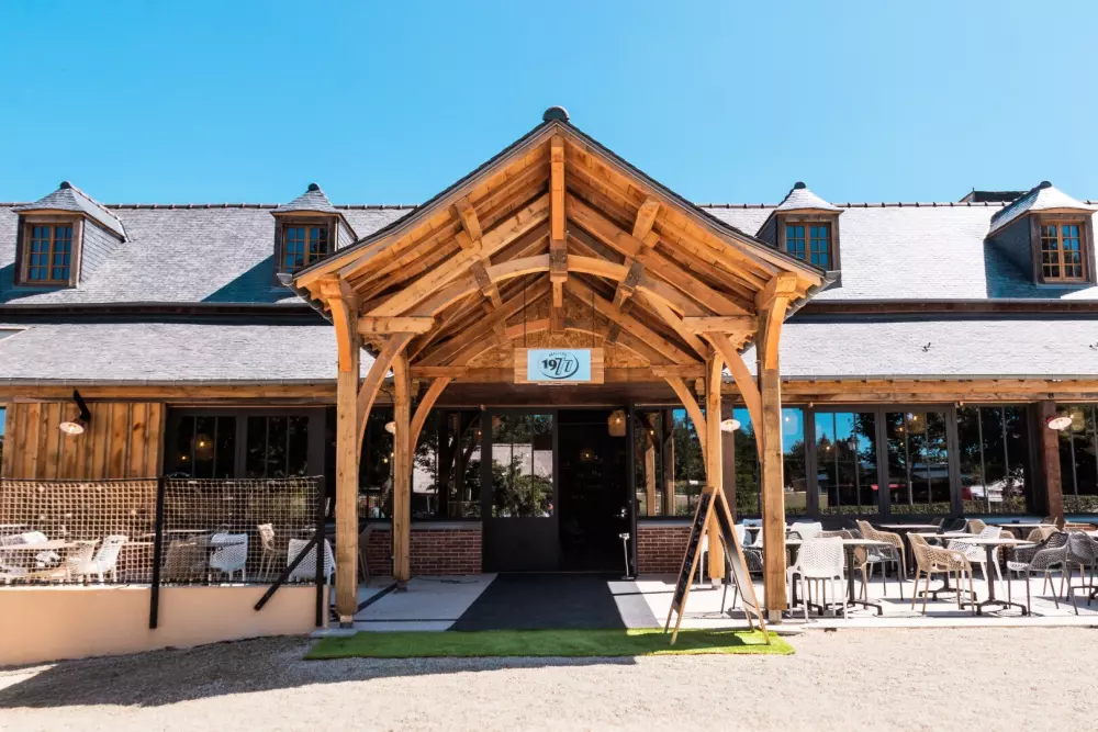 Les Ormes Domaine et Resort 5 Stars★★★★★