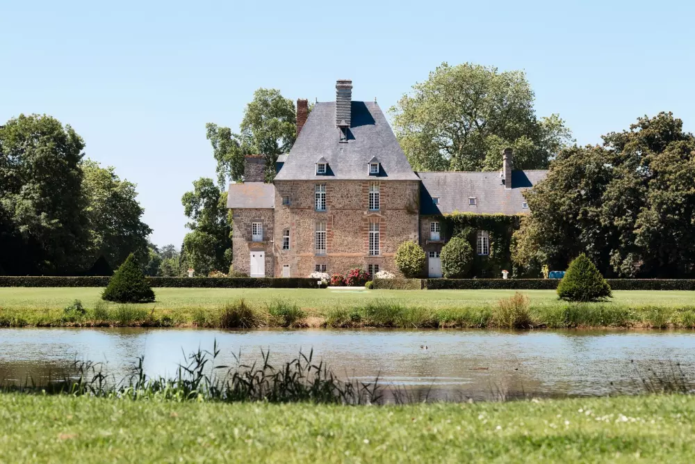 Les Ormes Domaine et Resort 5 Stars★★★★★