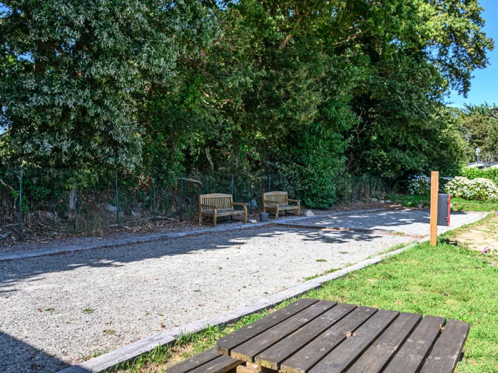 Flower Camping Le Kerleyou  3 étoiles★★★