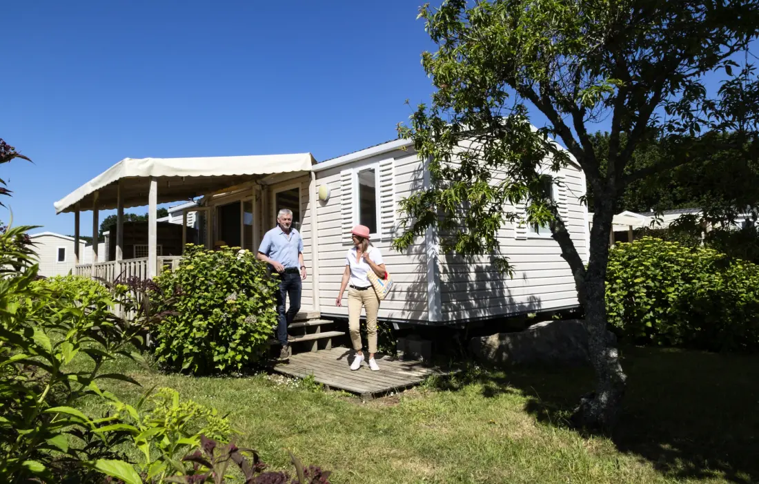 Kwiat Camping Le Kerleyou 3 Gwiazdy★★★ 3 Gwiazdy★★★ 3 Gwiazdy★★★