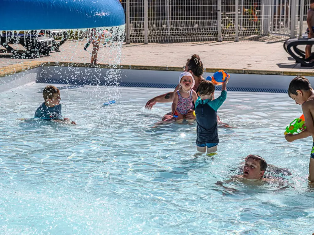 Flower Camping Le Kerleyou  3 étoiles★★★