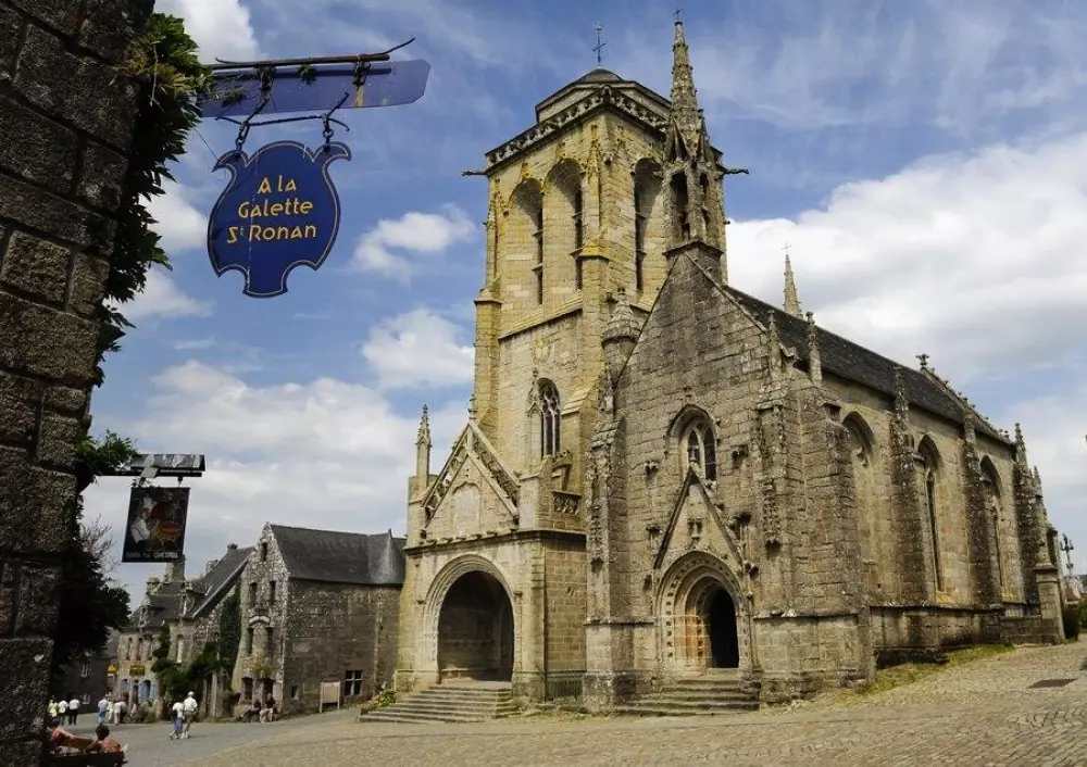 Flower Camping Le Kerleyou  3 étoiles★★★