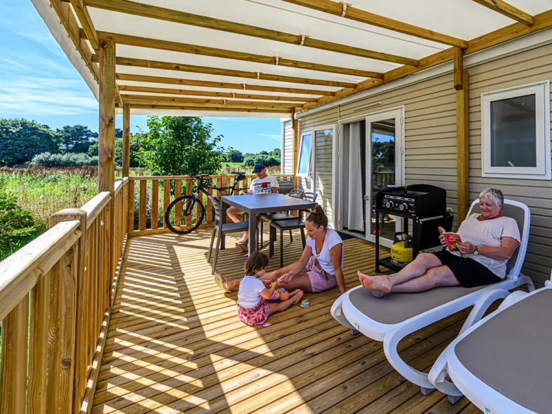 Kwiat Camping Le Kerleyou 3 Gwiazdy★★★ 3 Gwiazdy★★★ 3 Gwiazdy★★★