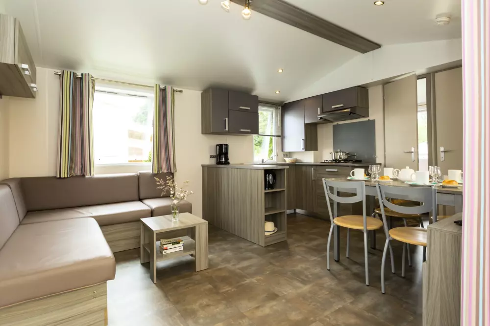 Flower Camping Le Kerleyou  3 étoiles★★★