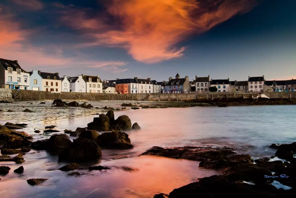 Flower Camping Le Kerleyou  3 étoiles★★★