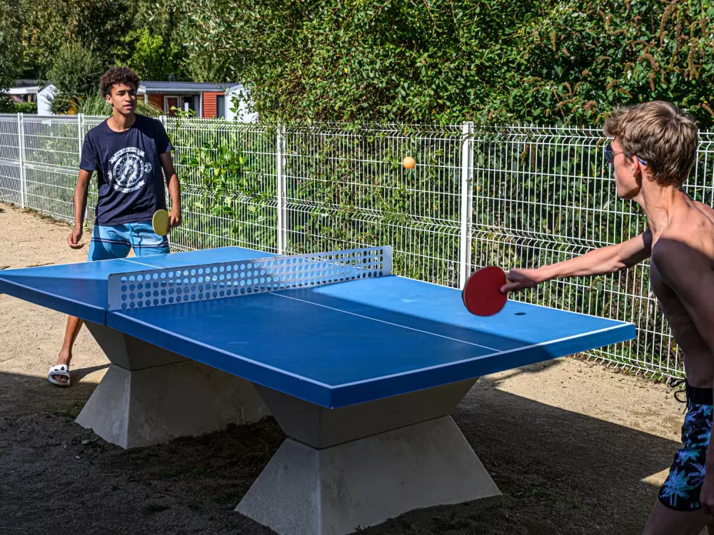 Flower Camping Le Kerleyou  3 étoiles★★★