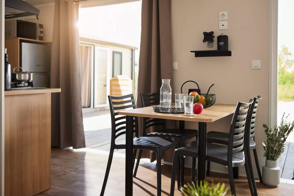 Flower Camping Le Kerleyou  3 étoiles★★★