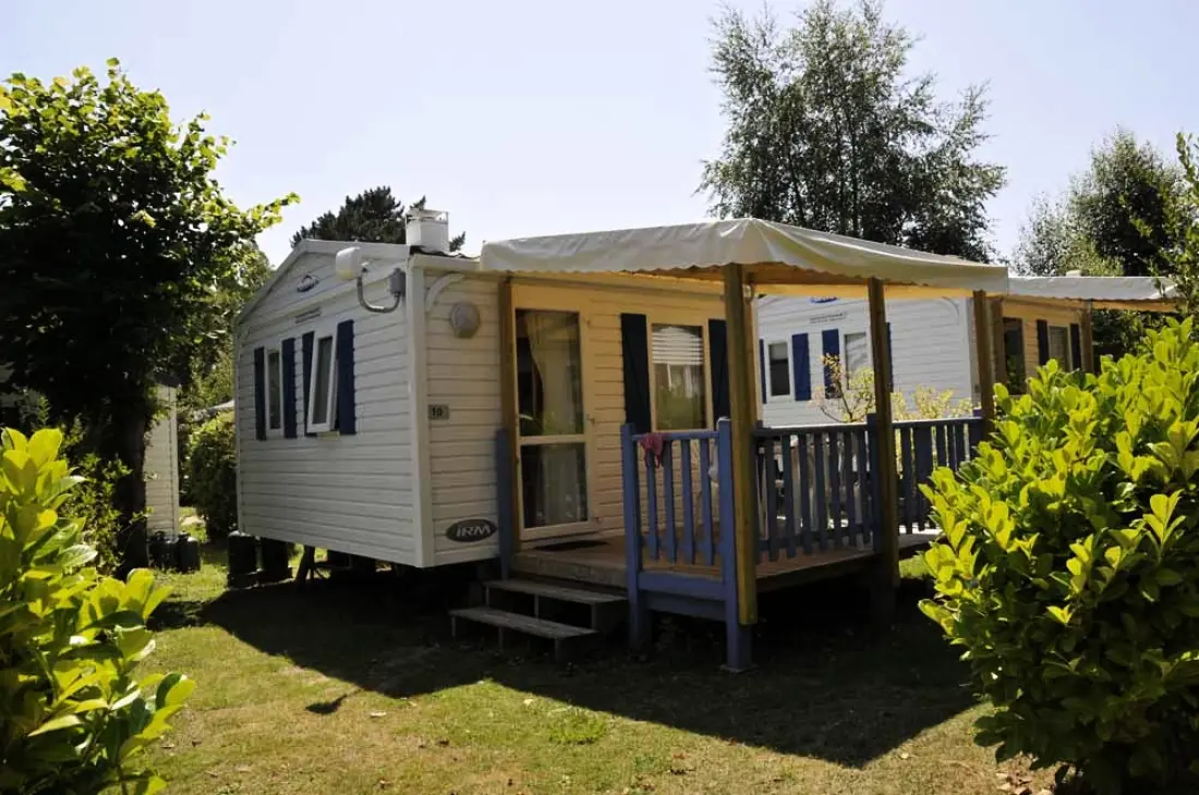 Kwiat Camping Le Kerleyou 3 Gwiazdy★★★ 3 Gwiazdy★★★ 3 Gwiazdy★★★