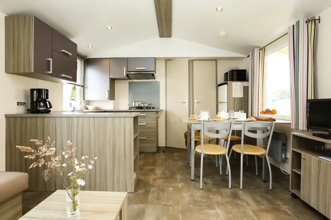 Kwiat Camping Le Kerleyou 3 Gwiazdy★★★ 3 Gwiazdy★★★ 3 Gwiazdy★★★