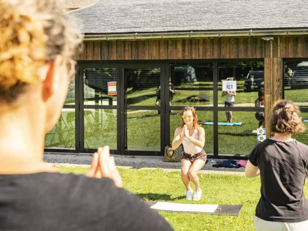 Camping Romanée La Ferme de la Serraz 5 Sterren★★★★★