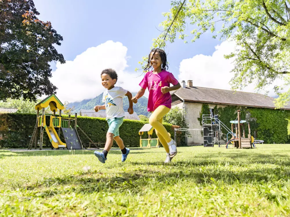 Camping Romanée La Ferme de la Serraz 5 Sterren★★★★★