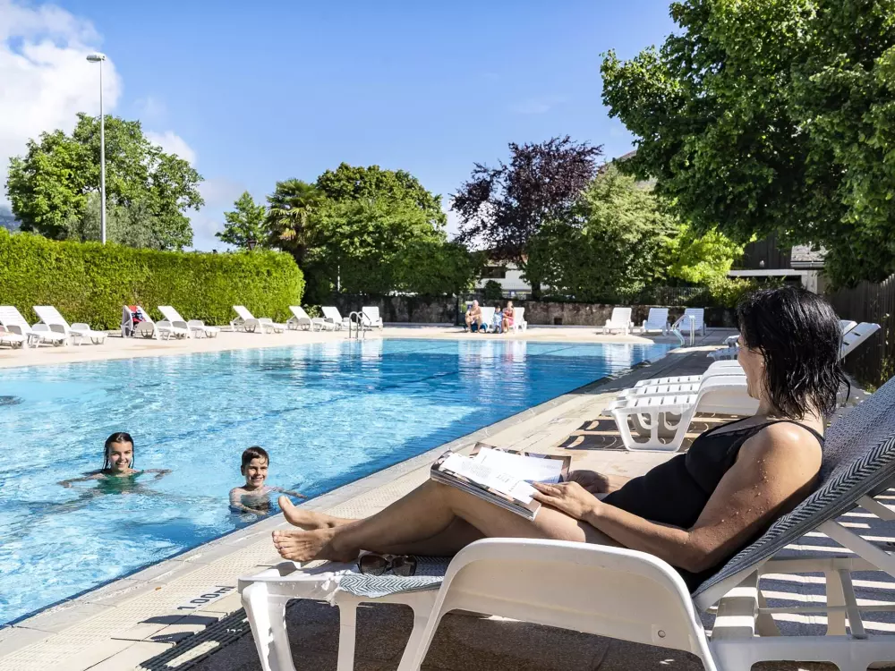 Camping Romanée La Ferme de la Serraz 5 Sterren★★★★★