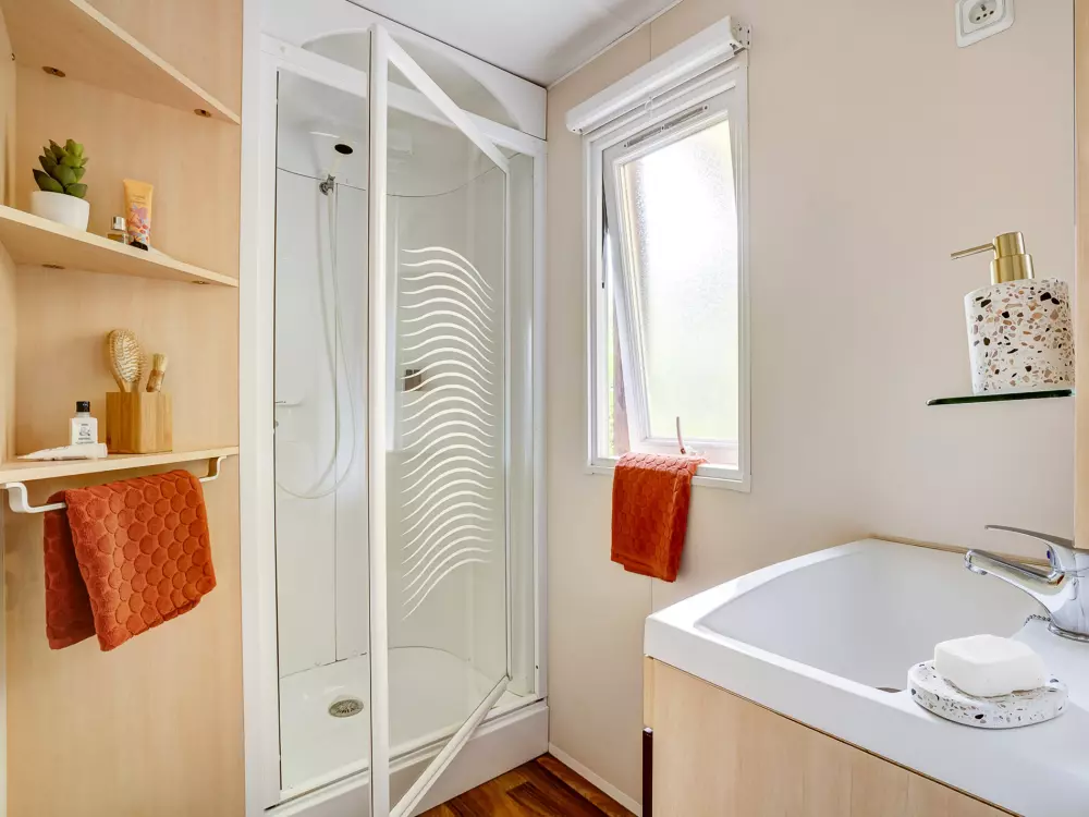 Camping Romanée La Ferme de la Serraz 5 Sterren★★★★★