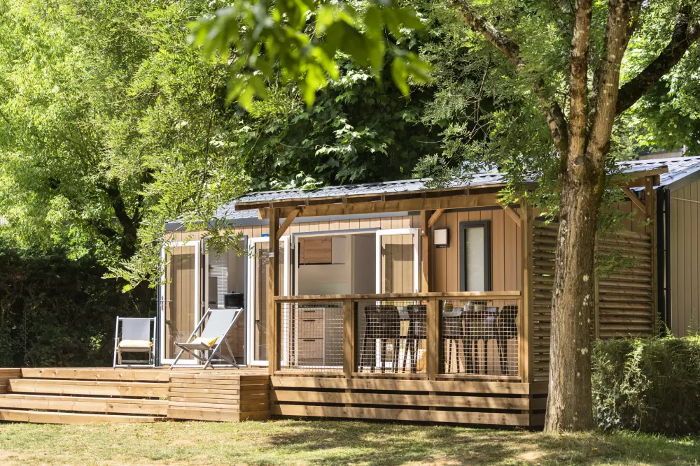 Camping Romanée La Ferme de la Serraz 5 Sterren★★★★★