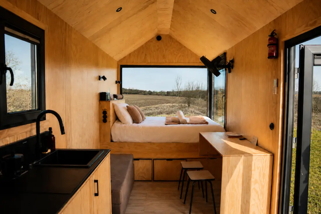 dalszöveg: Gaston - Parcel Tiny House
