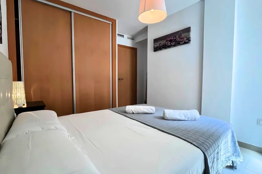 Fényes apartman 50m De La Plage medencével és parkolóval