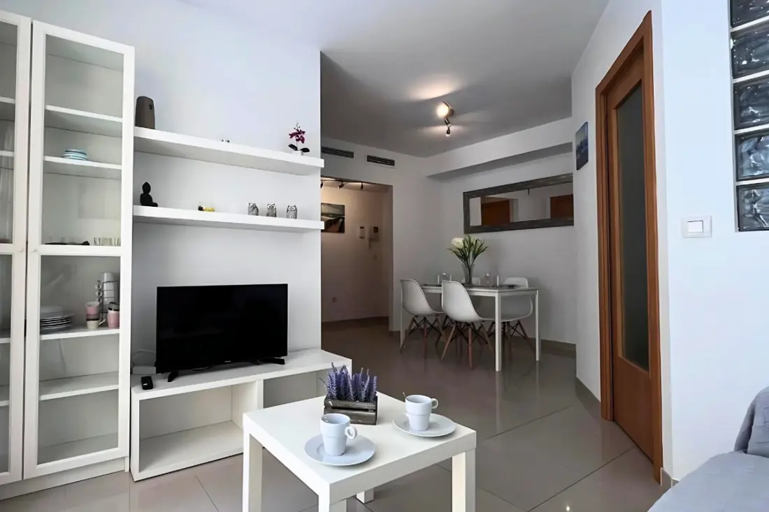 Fényes apartman 50m De La Plage medencével és parkolóval