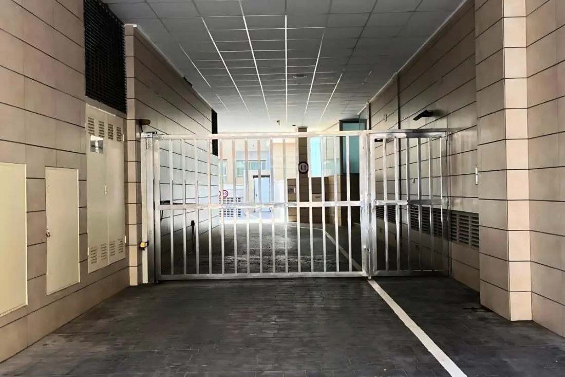 Fényes apartman 50m De La Plage medencével és parkolóval