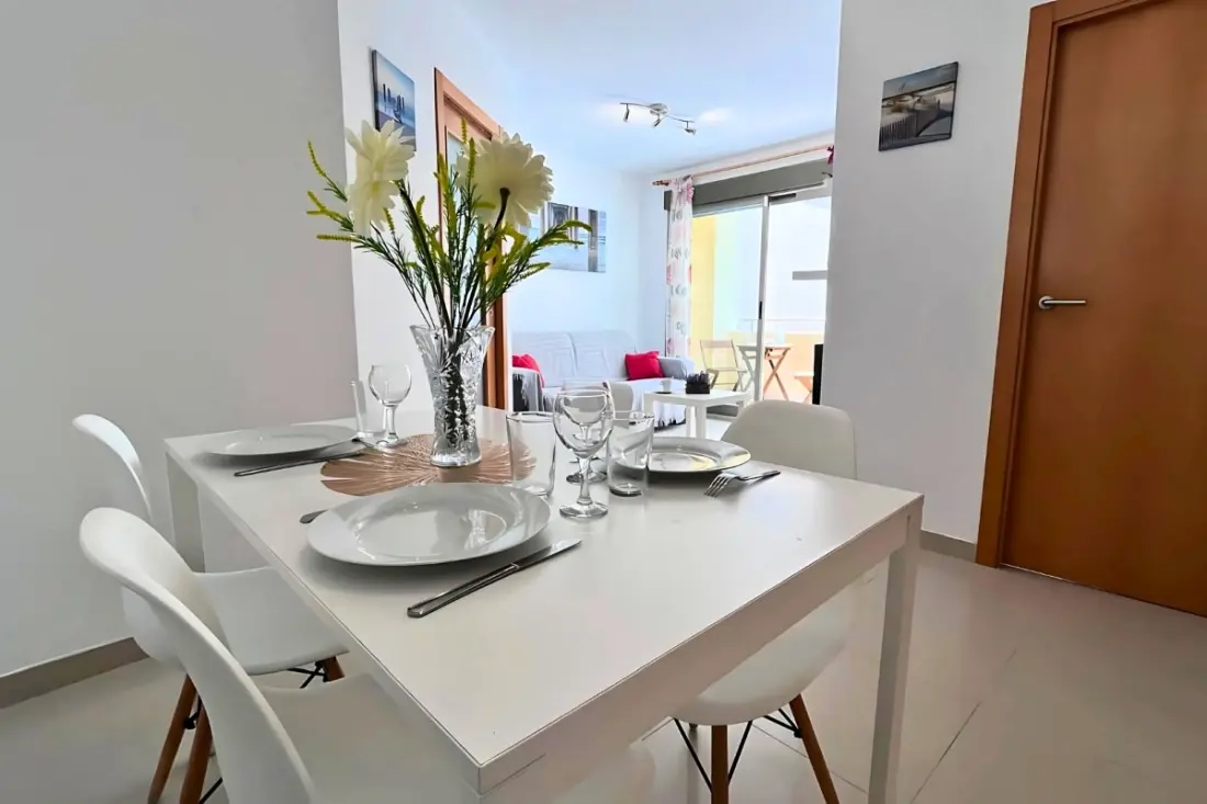 Fényes apartman 50m De La Plage medencével és parkolóval