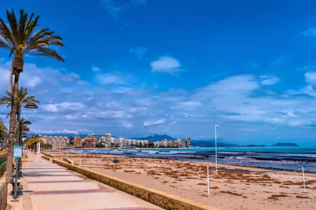 Fényes apartman 50m De La Plage medencével és parkolóval
