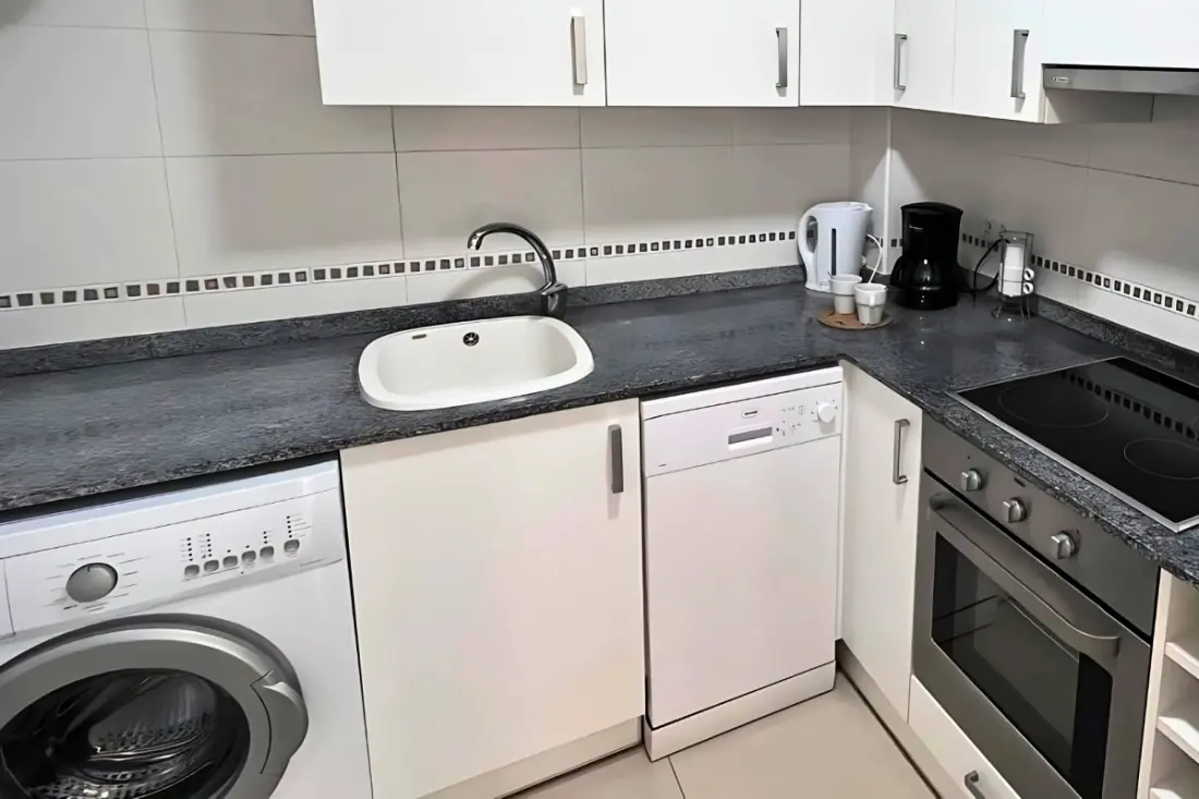 Fényes apartman 50m De La Plage medencével és parkolóval