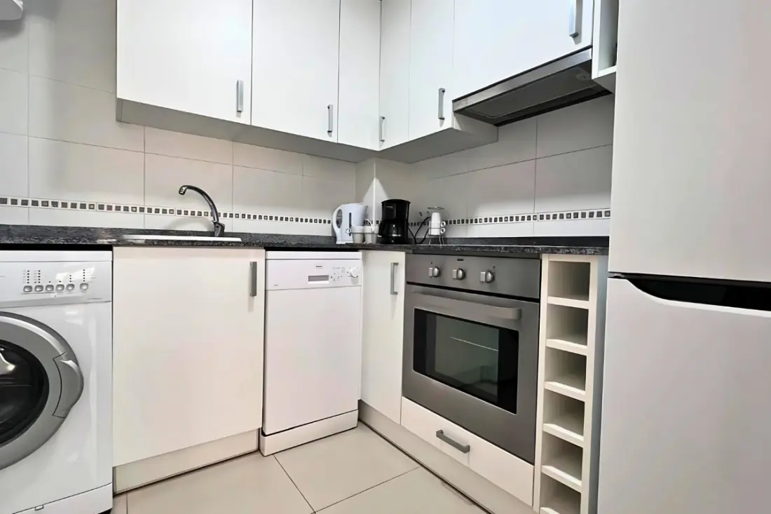 Fényes apartman 50m De La Plage medencével és parkolóval
