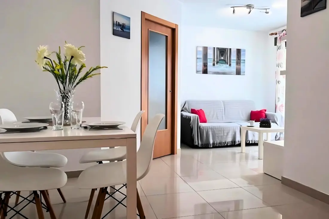 Fényes apartman 50m De La Plage medencével és parkolóval