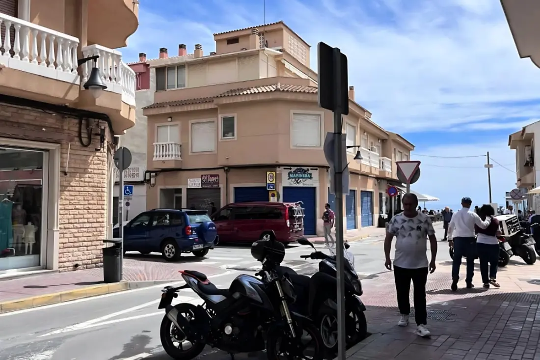 Fényes apartman 50m De La Plage medencével és parkolóval
