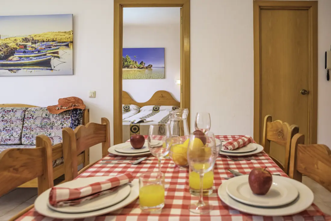 Comte d'Empuries Apartamentos2 Csillagok★★