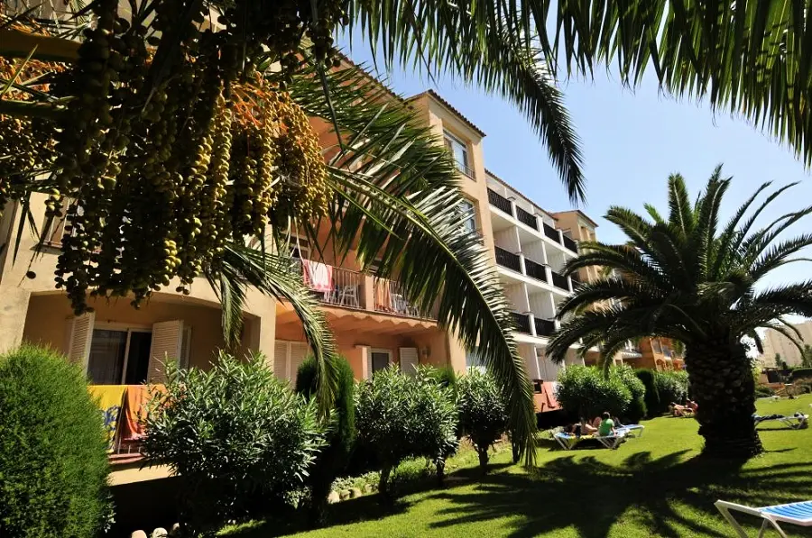 Comte d'Empuries Apartamentos2 Csillagok★★