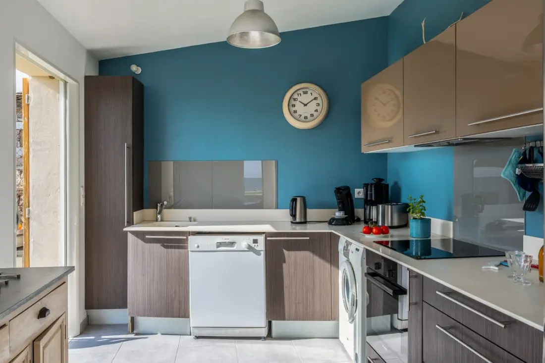 dalszöveg: Charming Sea View House - Erbalunga