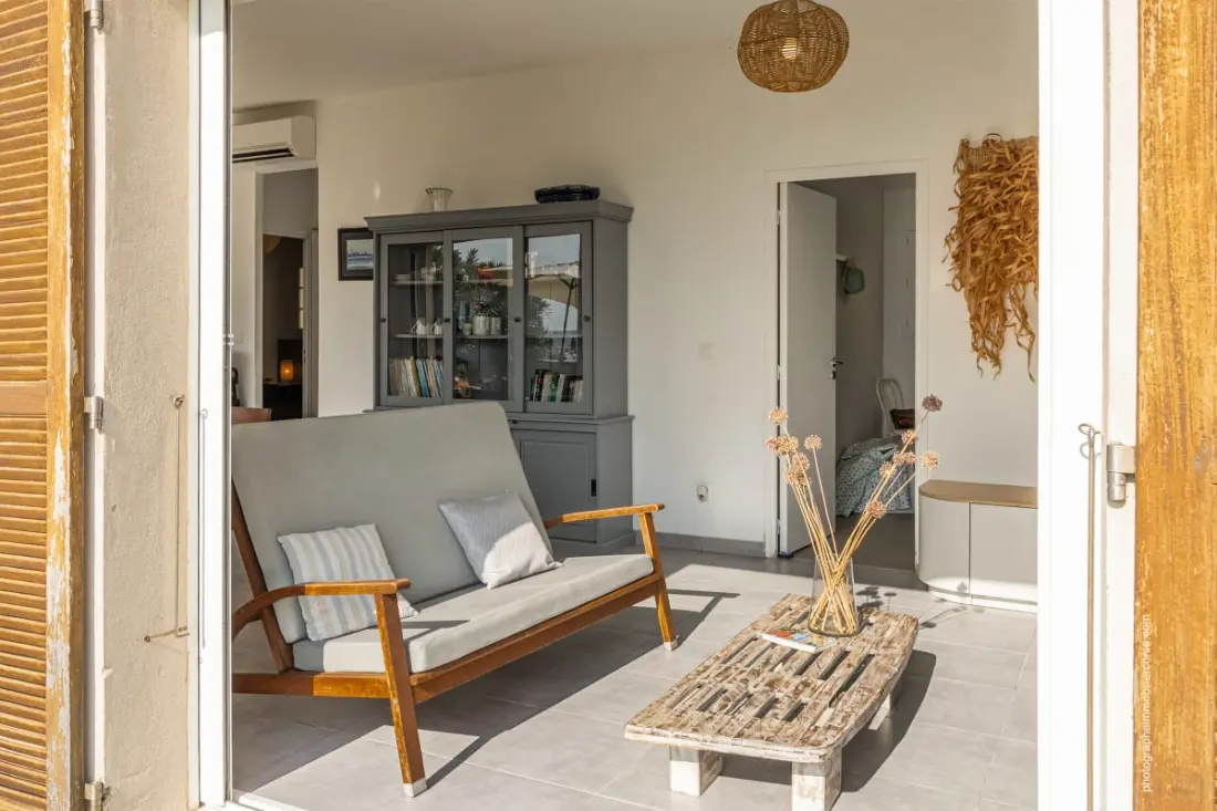 dalszöveg: Charming Sea View House - Erbalunga