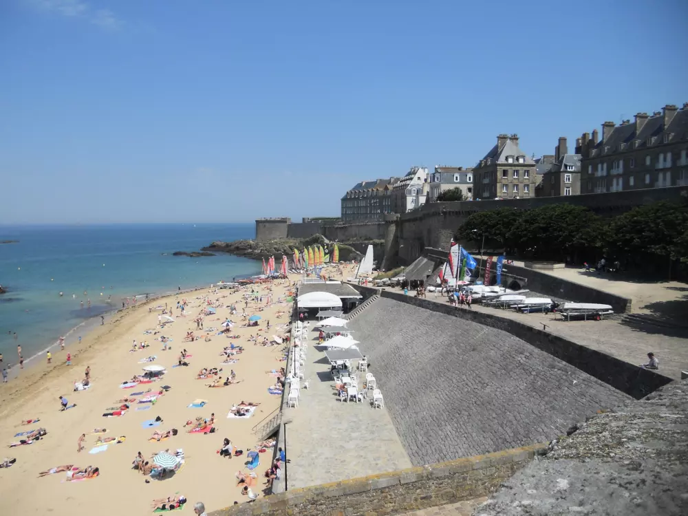 Kemping Des Hautes Grees 3 Gwiazdy★★★ 3 Gwiazdy★★★ 3 Gwiazdy★★★