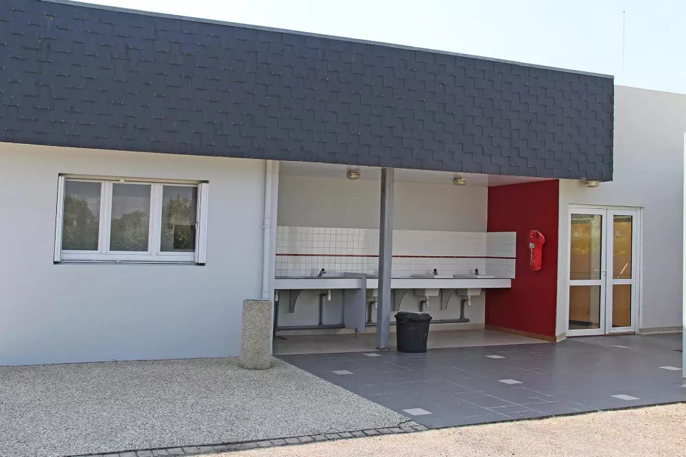 Kemping Des Hautes Grees 3 Gwiazdy★★★ 3 Gwiazdy★★★ 3 Gwiazdy★★★