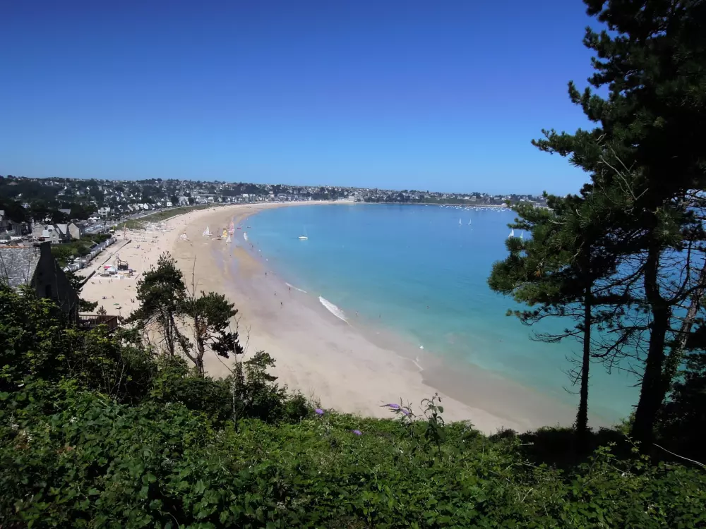 Kemping Des Hautes Grees 3 Gwiazdy★★★ 3 Gwiazdy★★★ 3 Gwiazdy★★★