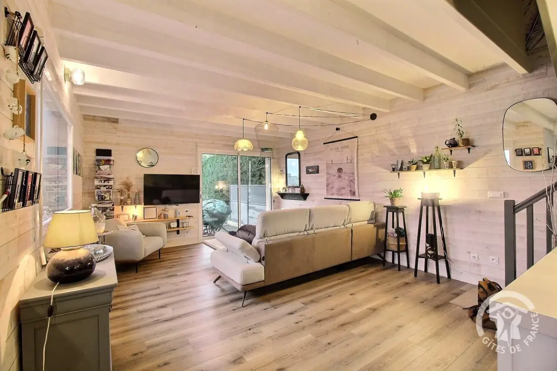Gîte de France Der Welpe 3 Ohren