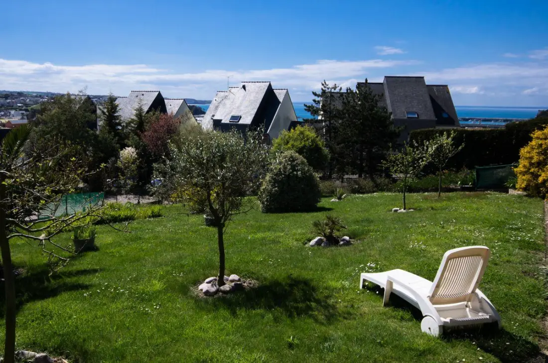 Gîte de France Der Welpe 3 Ohren
