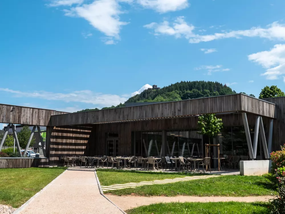 Restauranter i nærheden af Holiday Village Aux Portes des Monts d'Aubrac
