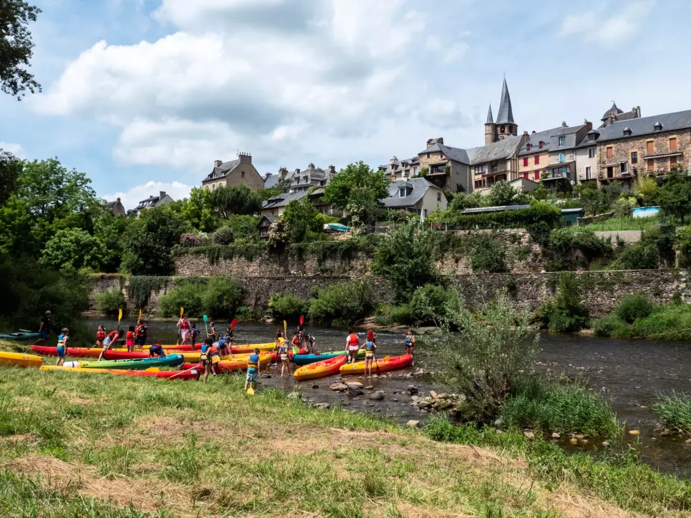 Restauranter i nærheden af Holiday Village Aux Portes des Monts d'Aubrac