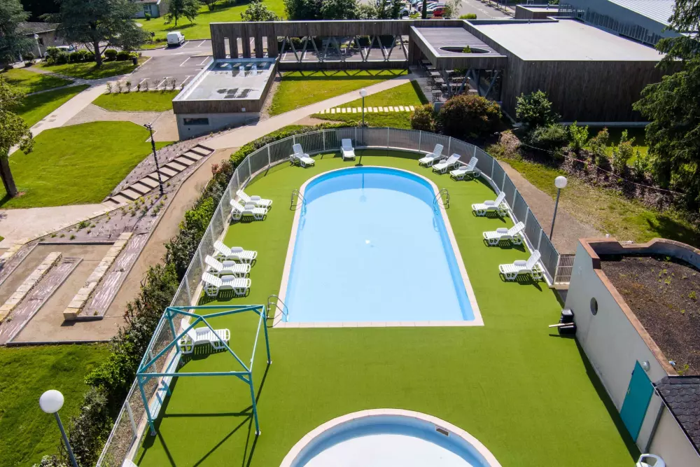Restauranter i nærheden af Holiday Village Aux Portes des Monts d'Aubrac