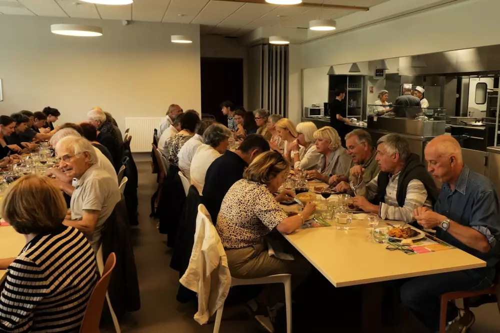Restauranter i nærheden af Holiday Village Aux Portes des Monts d'Aubrac