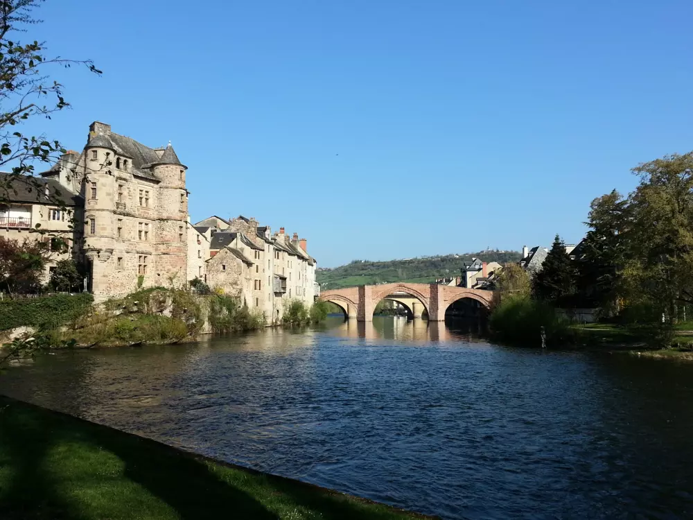 Restauranter i nærheden af Holiday Village Aux Portes des Monts d'Aubrac