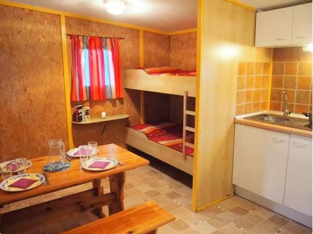 Camping Ushuaia Villages le Lavandin 3 Stars★★★