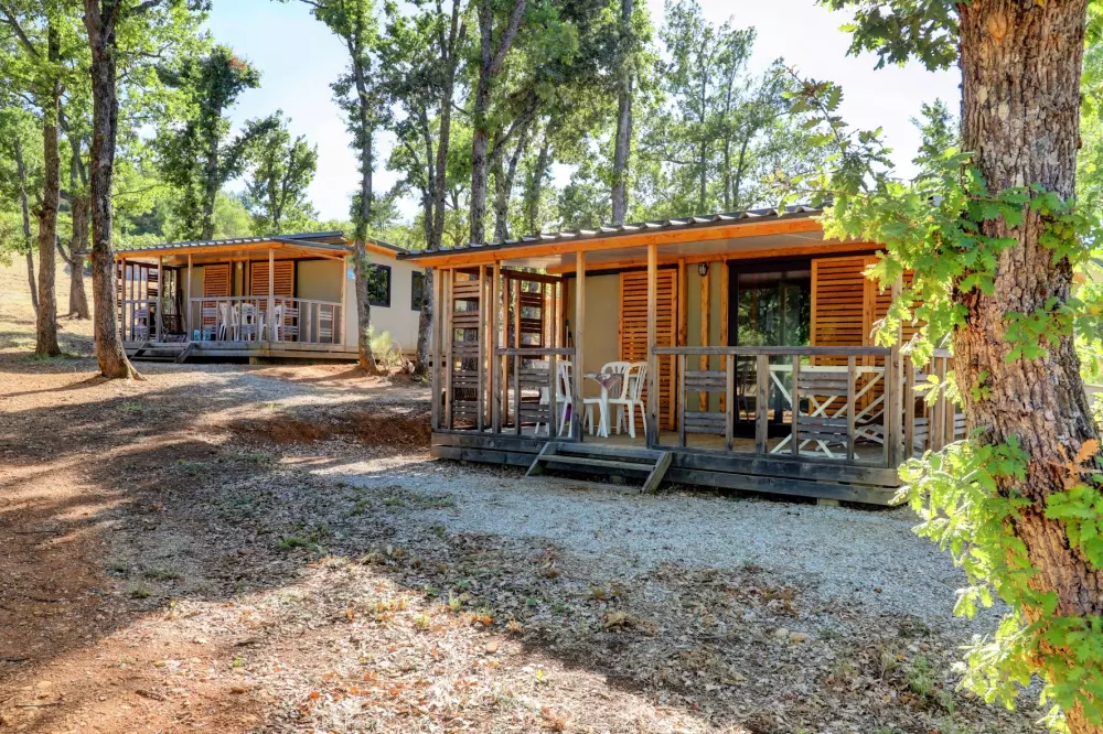 Camping Ushuaia Villages le Lavandin 3 Stars★★★